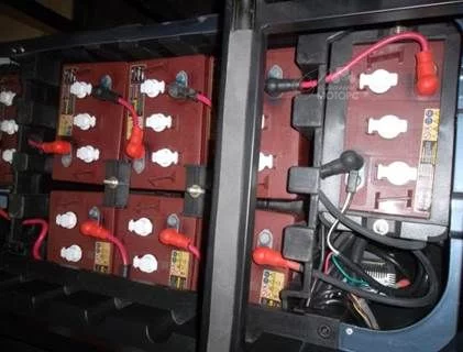 ГОЛЬФКАР Voltus CLUB 2+2