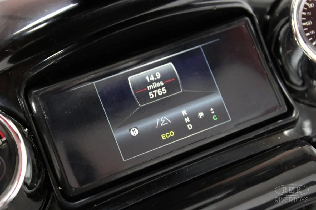 Детский электромобиль Mercedes-Benz GL63 (A888AA-M)