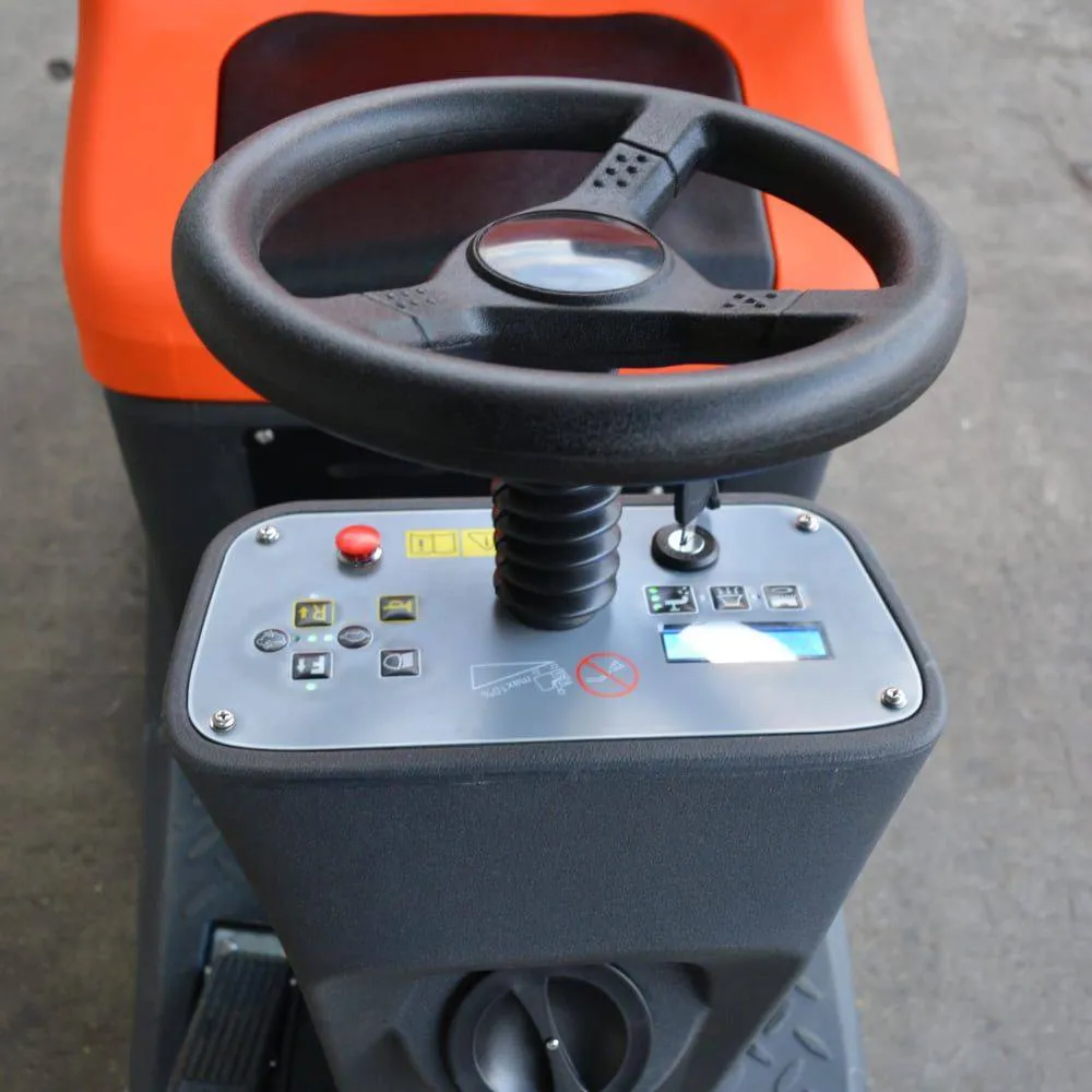 Поломоечная машина OXLIFT NR530 с управлением сидя