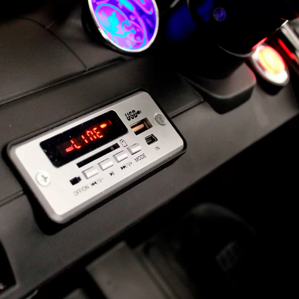 Детский электромобиль Rivertoys Mercedes-AMG G63 (P777PP)