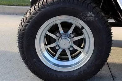 ГОЛЬФКАР Voltus GF2+2