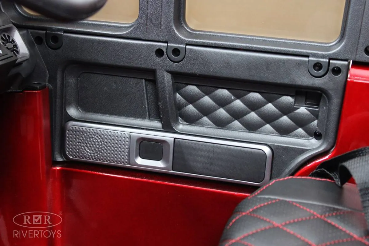 Детский электромобиль Rivertoys Mercedes-Benz G63 (K999KK)