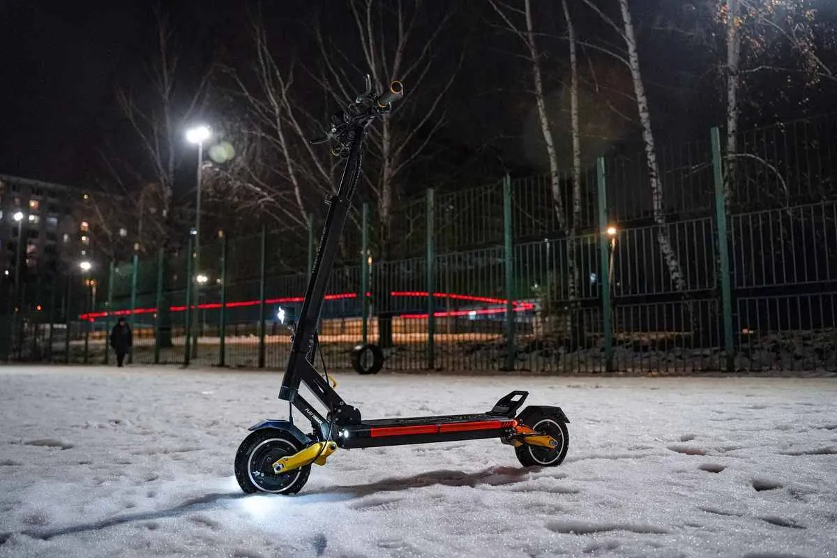 Электросамокат WHITE SIBERIA SPUTNIK 2000W