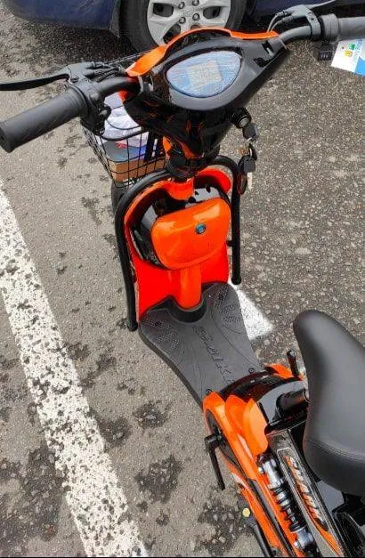 Электроскутер HUACHI SHARK