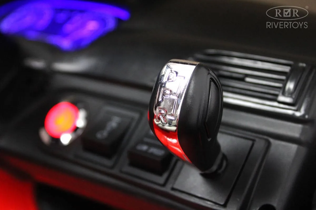 Детский электромобиль Rivertoys BMW M5 Competition (A555MP)