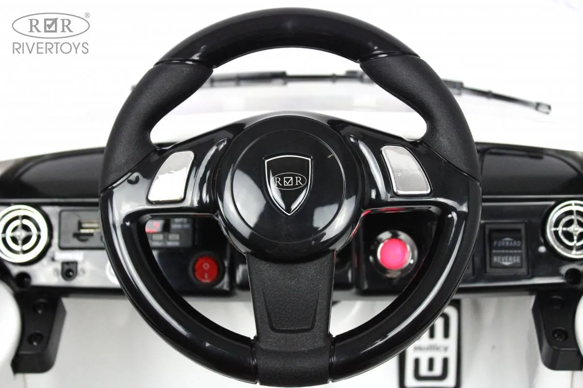Детский электромобиль Rivertoys Porsche A444AA(кожа-EVA)