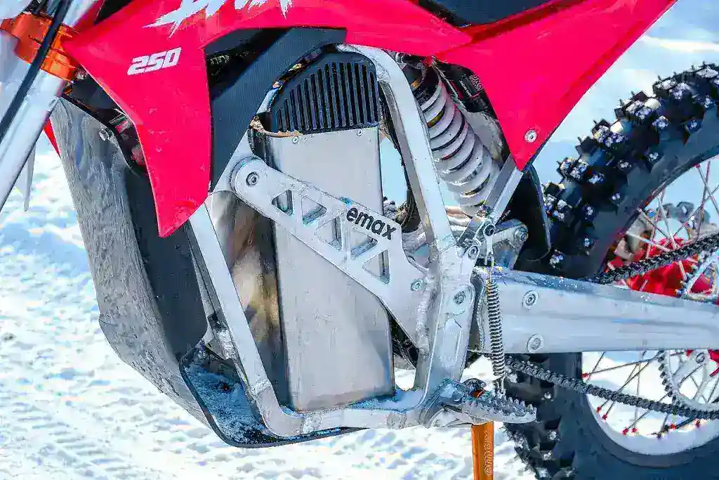 Электромотоцикл E-motions DWX 250