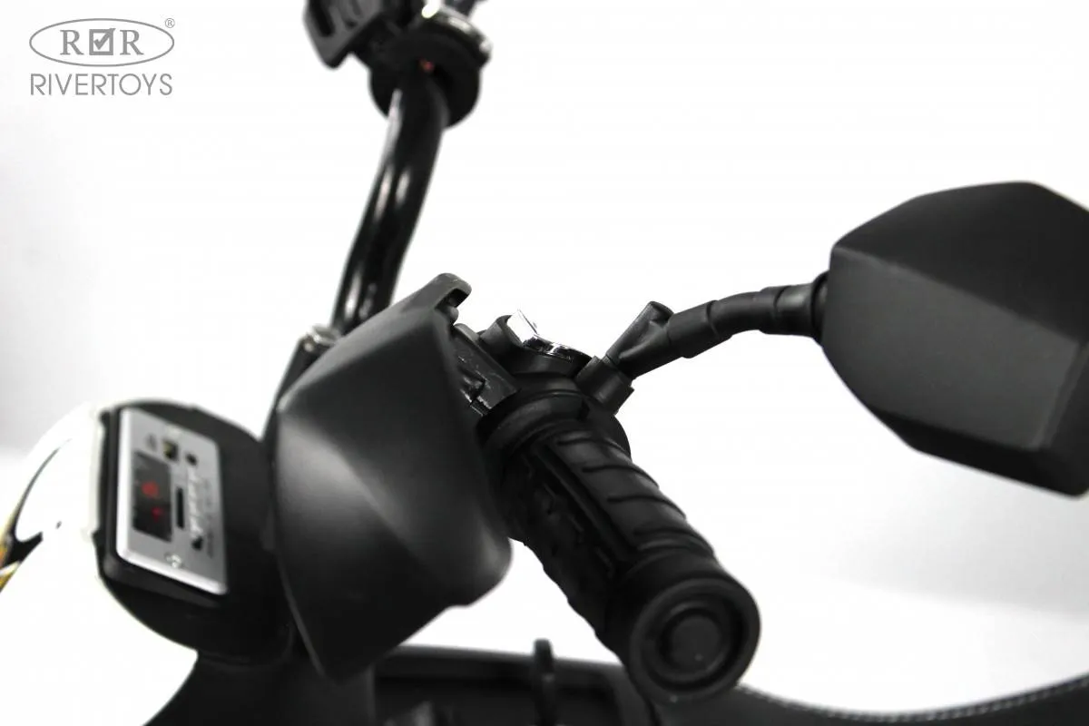 Детский электроквадроцикл Rivertoys P333PP