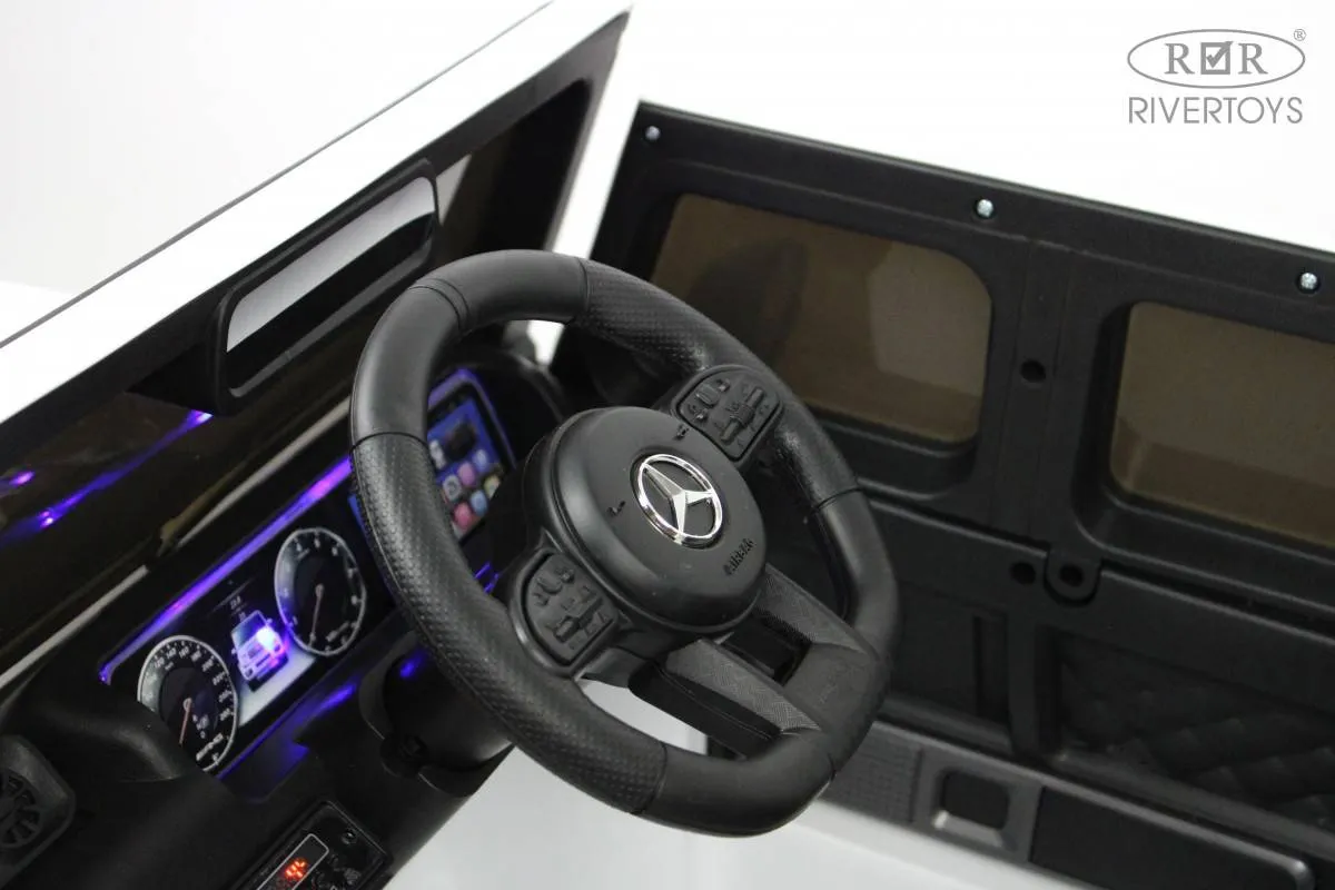 Детский электромобиль Rivertoys Mercedes-Benz G63 (K999KK)