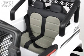 Детский электромобиль Rivertoys Jeep T008TT 4WD