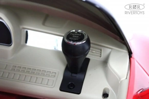 Детский электромобиль Rivertoys Lexus LC 500 (JE1618)