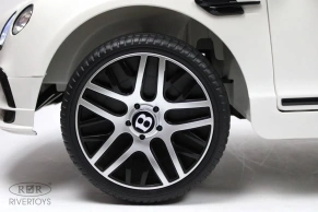 Детский электромобиль Rivertoys Bentley Supersport (JE1155)