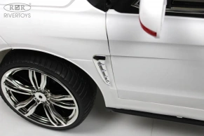 Детский электромобиль Rivertoys BMW E002KX