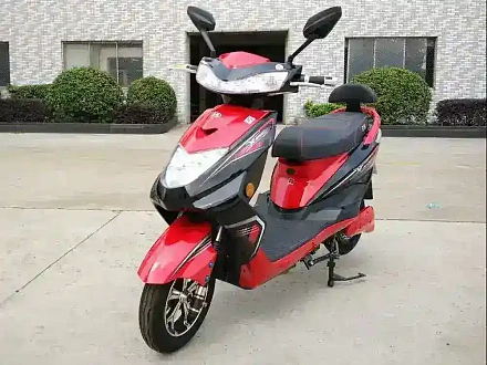 Электроскутер Green Camel Трофи (60V 1500W R10)