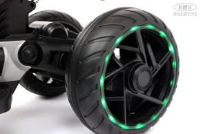 Детский электротрицикл Rivertoys X222XX