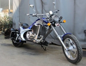 Электромотоцикл Green Camel Чоппер C200 (72V 3000W R15)