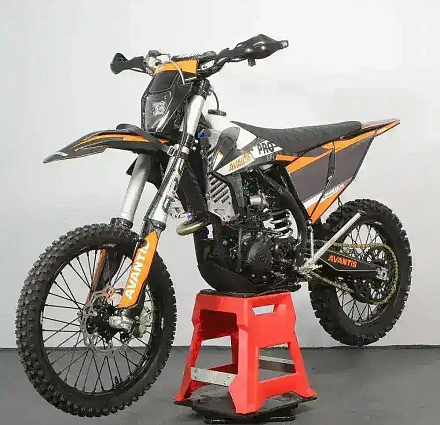 Мотоцикл Avantis ENDURO 300 PRO EFI EXCLUSIVE ARS (NC250/177MM, DESIGN KTM)