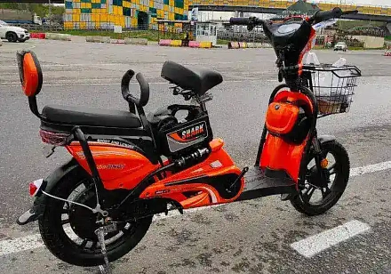 Электроскутер HUACHI SHARK