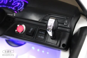 Детский электромобиль Rivertoys BMW M5 Competition (A555MP)