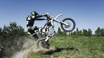 Электромотоцикл E-motions DWX 250