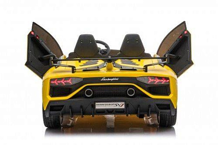 Детский электромобиль Rivertoys LAMBORGHINI AVENDATOR SVJ