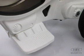Детский электромотоцикл Rivertoys Moto HC-1388