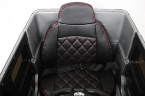 Детский электромобиль Rivertoys Mercedes-Benz G63 (K999KK)