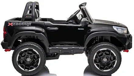Детский электромобиль Rivertoys Toyota Hilux (DK-HL850)