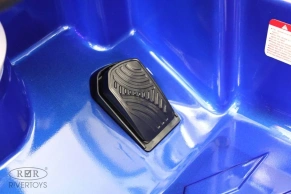 Детский электромобиль Rivertoys BMW E002KX