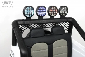 Детский электромобиль Rivertoys Jeep T008TT 4WD