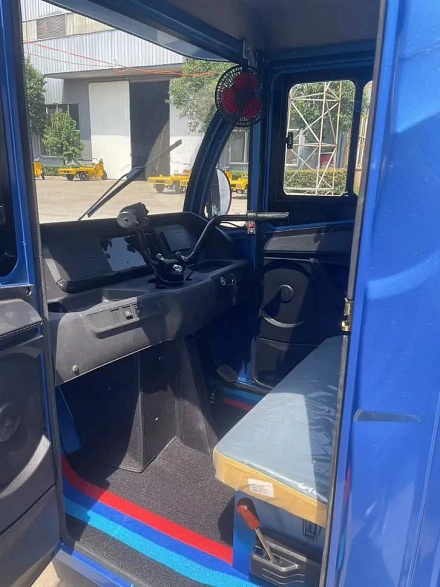 Электротрицикл грузовой Green Camel Тендер E1500 (60V 1200W) кабина, BOX, понижающая