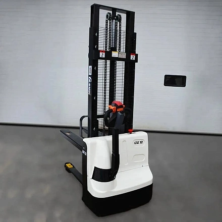 Самоходный штабелер GXE 1235 GLAVMAN 1200 кг 3.5 м