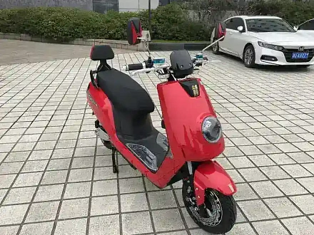 Электроскутер Green Camel Инфинити (72V 1500W R10)