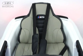 Детский электромобиль Rivertoys BMW M5 Competition (A555MP)