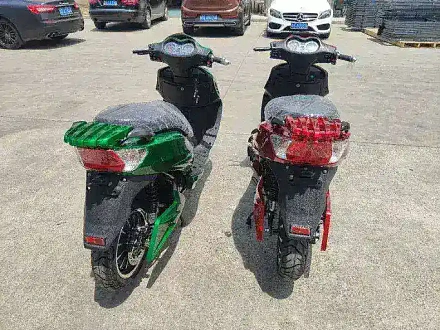 Электроскутер Green Camel Круиз (72V 3000W R13) быстросъём