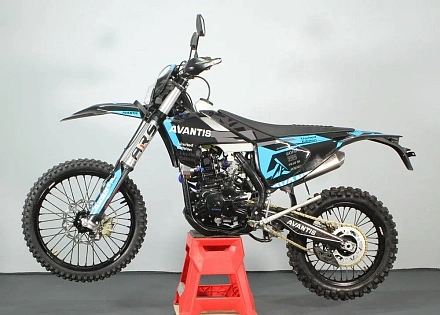 Мотоцикл Avantis ENDURO 300 CARB PRO EXCLUSIVE (CBS300/174MN-3 DESIGN HS ЧЕРНЫЙ) ARS ПТС