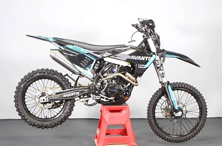 Мотоцикл Avantis ENDURO 250 CARB EXCLUSIVE (CB250-F/172FMM DESIGN HS ЧЕРНЫЙ) ARS