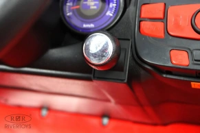 Детский электромобиль Rivertoys Jeep T008TT 4WD