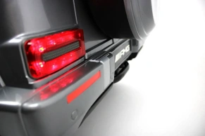 Детский электромобиль Rivertoys Mercedes-Benz G63 (K999KK)