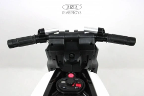 Детский электротрицикл Rivertoys X222XX