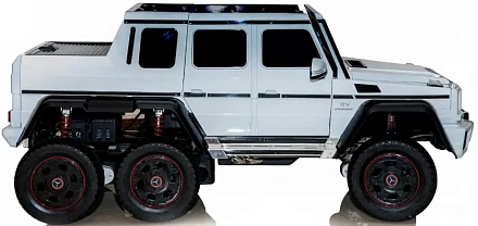 Детский электромобиль Rivertoys Mercedes-AMG G63 (P777PP)