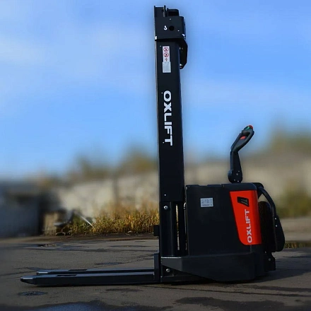 Самоходный Штабелер OXLIFT BX15 4600 мм Premium 1500 кг