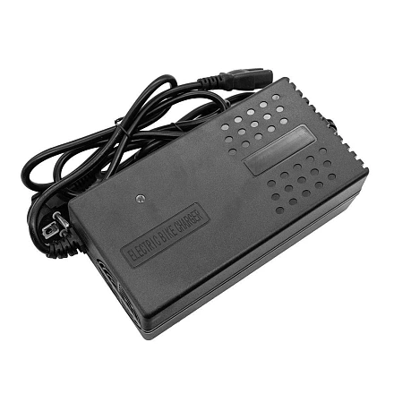 Зарядное устройство для свинцовых тяговых аккумуляторов Eltreco 60V20A/H (3A)