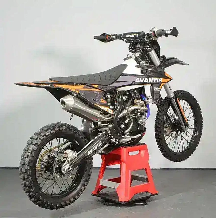 Мотоцикл AVANTIS ENDURO 300 PRO CARB FCR EXCLUSIVE ARS (CBS300/174MN-3 DESIGN KTM ЧЕРНЫЙ)