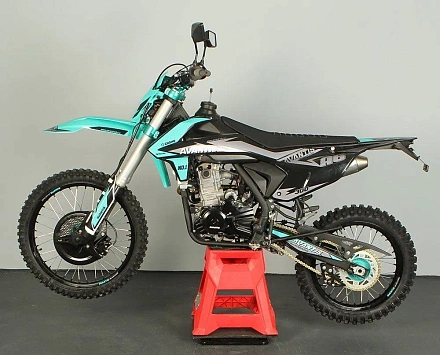 Мотоцикл AVANTIS A6 (174 MN) С ПТС