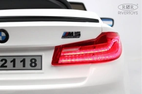 Детский электромобиль Rivertoys BMW M5 Competition (A555MP)